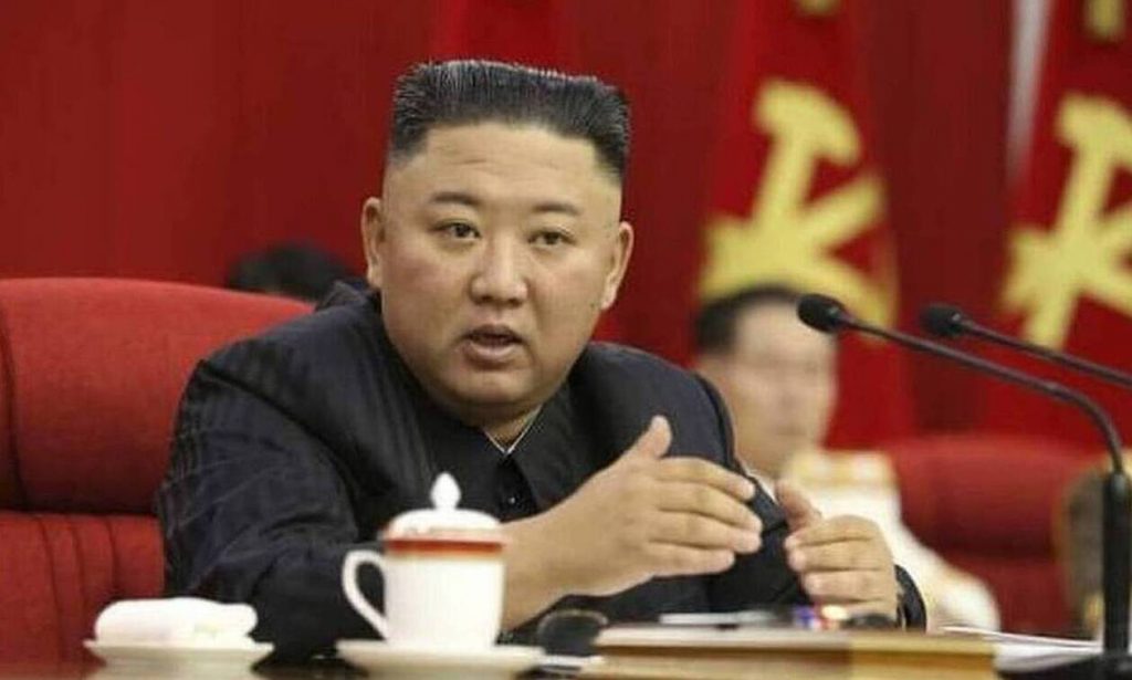 Βόρεια Κορέα: Ο Κιμ Γιονγκ Ουν εκτέλεσε δημόσια 7 άτομα – Άκουγαν νοτιοκορεάτικη μουσική - ΔΙΕΘΝΗ