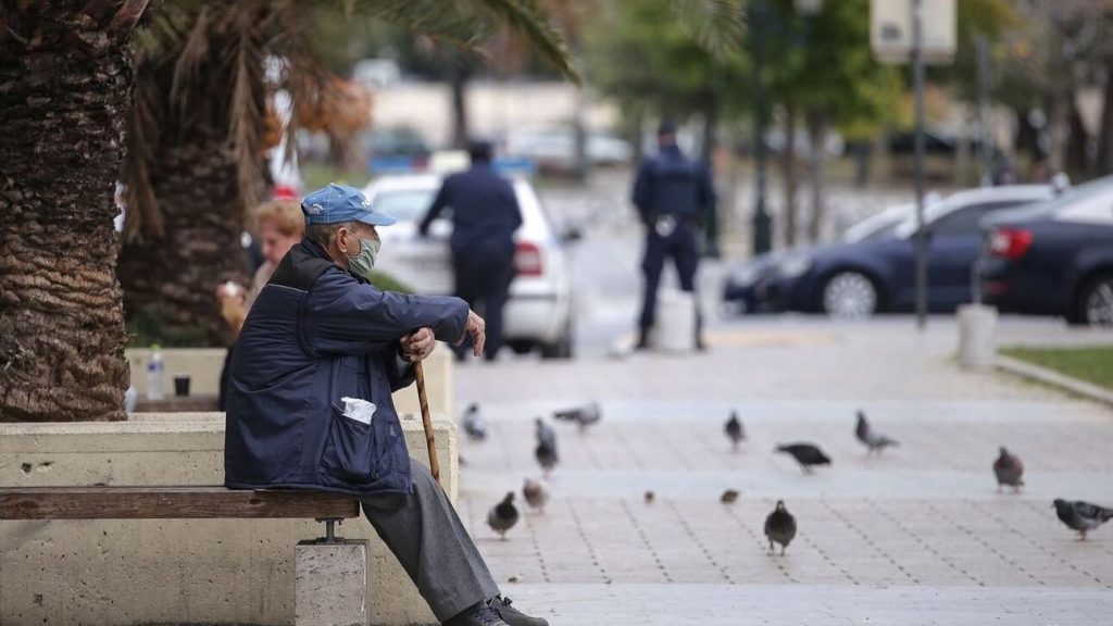 Θεσσαλονίκη: Καλπάζει η «Όμικρον» – Ασφυκτιούν τα νοσοκομεία - ΕΛΛΑΔΑ