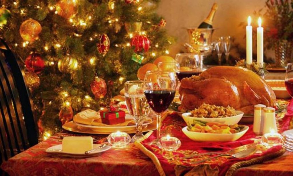 Χριστουγεννιάτικο τραπέζι: Αυξημένη κατά 5% η μέση τιμή στις μεγάλες αλυσίδες σούπερ μάρκετ - ΕΛΛΑΔΑ
