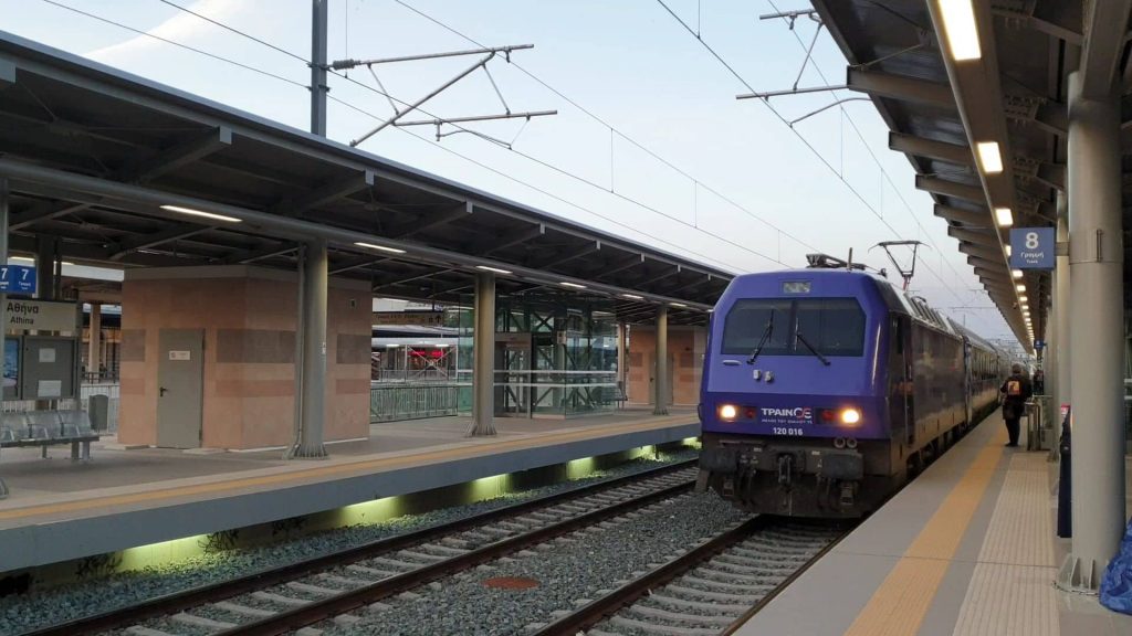 Τιθορέα: Τρένο συγκρούστηκε με αγριογούρουνα και ακινητοποιήθηκε - ΕΛΛΑΔΑ