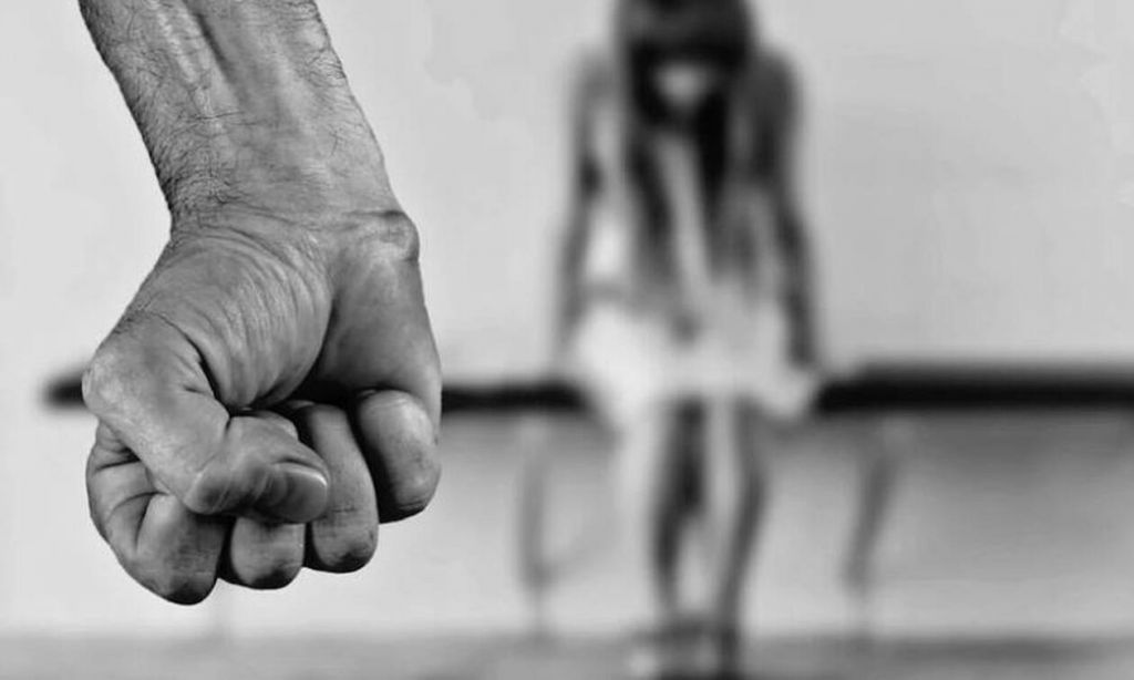 Αργυρούπολη: Σε κρίσιμη κατάσταση η 40χρονη που ξυλοκοπήθηκε από τον σύντροφό της - ΕΛΛΑΔΑ