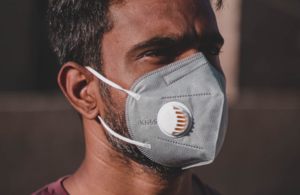 Κορονοϊός: Πόσο μας προστατεύει η κάθε μάσκα; Το απόλυτο κρας τεστ - ΥΓΕΙΑ