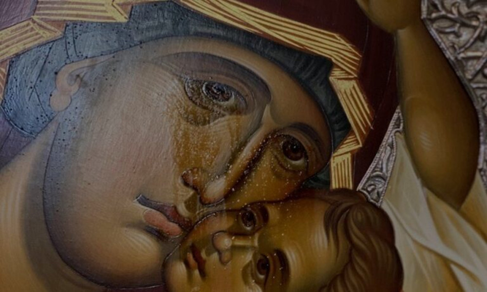 Βύρωνας: Συνεχίζει να δακρύζει η εικόνα της Παναγίας ενάμιση χρόνο μετά - ΕΛΛΑΔΑ