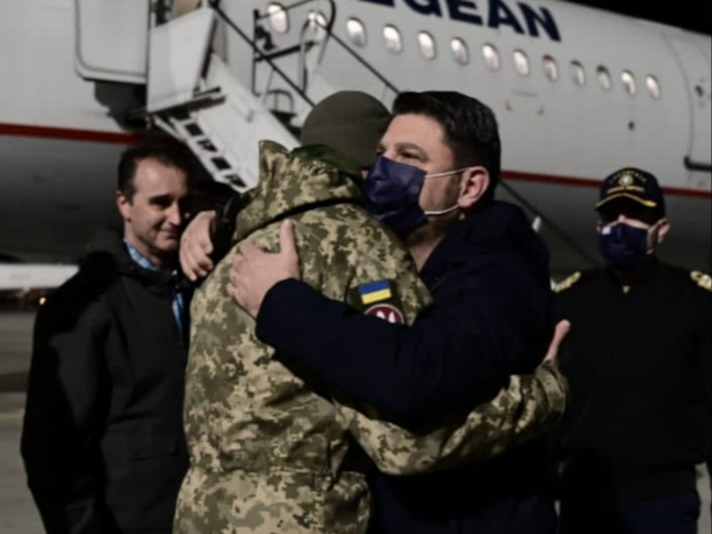 Νίκος Χαρδαλιάς: «Αποστολή εξετελέσθη» – Παραδόθηκε η ελληνική βοήθεια στην Ουκρανία - ΕΛΛΑΔΑ