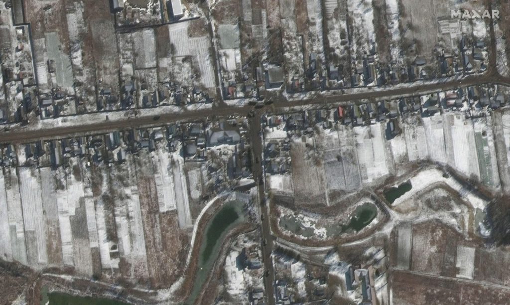 Πόλεμος στην Ουκρανία: Το ρωσικό κονβόι έξω από το Κίεβο έχει «ανακατανεμηθεί» [δορυφορικές εικόνες] - ΔΙΕΘΝΗ