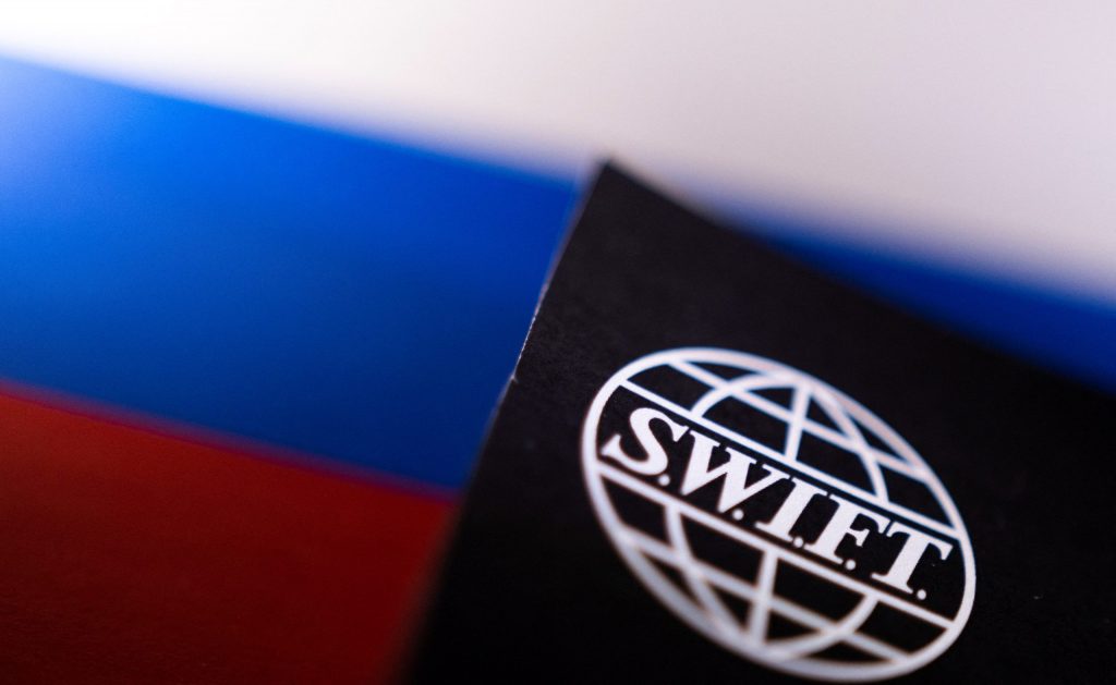 Ινδία: Πρόθυμη να «συνδεθεί» στο ρωσικό αντίστοιχο του SWIFT - ΝΕΑ