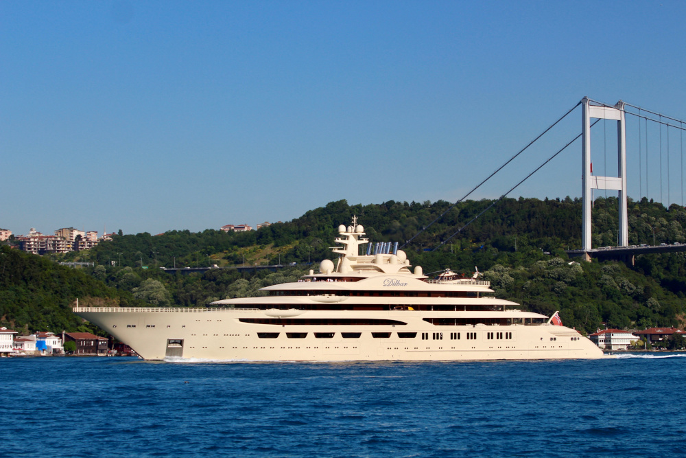 The Dilbar, a luxury yacht owned by Russian billionaire Alisher Usmanov, sails in the Bosphorus in Istanbul, Turkey May 29, 2019. Picture taken May 29, 2019. REUTERS/Yoruk Isik