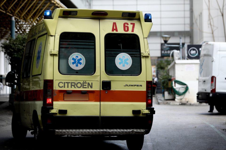 Θεσσαλονίκη: Βαν τυλίχτηκε στις φλόγες μετά από τροχαίο – Σοβαρά τραυματισμένος ο οδηγός του - ΕΛΛΑΔΑ
