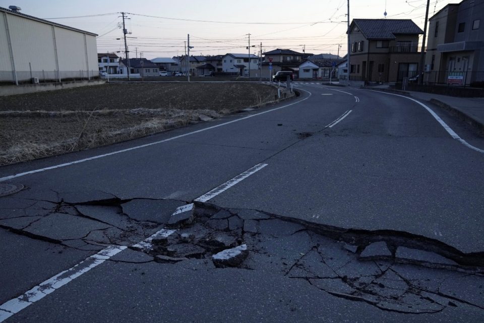 Σεισμός στην Ιαπωνία: Τραγικός απολογισμός από τον εγκέλαδο – Τουλάχιστον 4 νεκροί, πάνω από 100 τραυματίες - ΔΙΕΘΝΗ