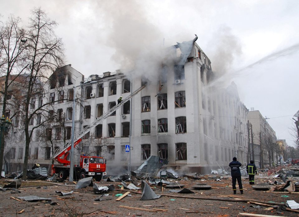 Ουκρανία: Προβλήματα με τις επιχειρήσεις εκκένωσης – Συνεχίζονται οι ρωσικοί βομβαρδισμοί - ΔΙΕΘΝΗ