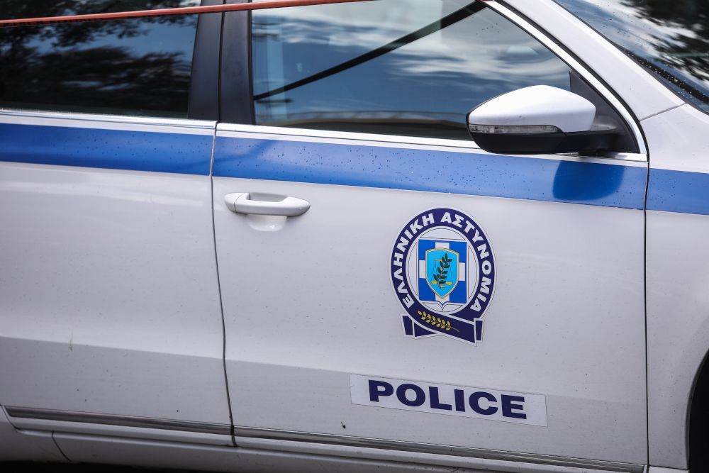 Σοκ στη Ρόδο: 40χρονος συνελήφθη για ασέλγεια σε δύο ανήλικες φίλες του γιου του - ΕΛΛΑΔΑ