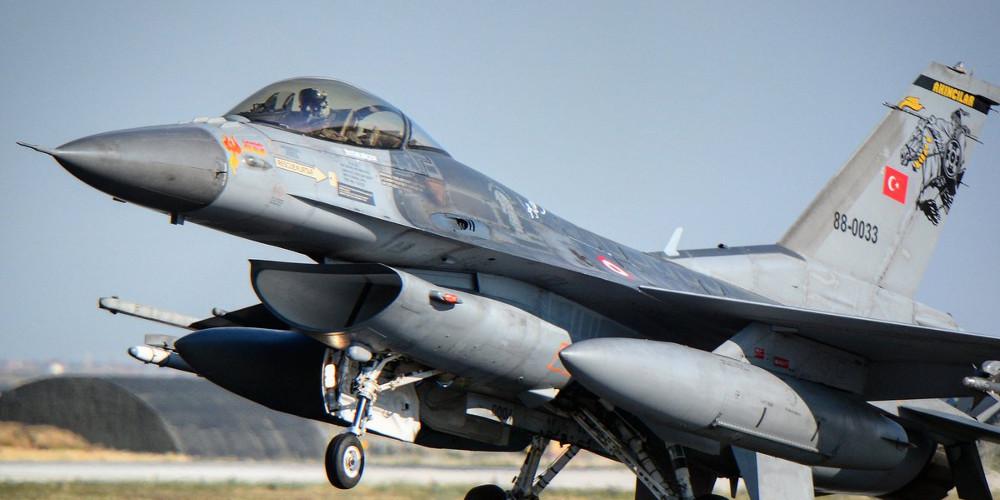 Νέες υπερπτήσεις τουρκικών F-16 πάνω από ελληνικά νησιά - ΔΙΕΘΝΗ