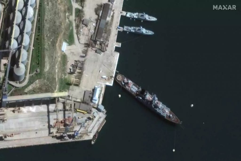 Πόλεμος στην Ουκρανία: Θρίλερ με το καταδρομικό πλοίο Moskva στη Μαύρη Θάλασσα - Τι συνέβη με τη ναυαρχίδα του ρωσικού στόλου - ΔΙΕΘΝΗ