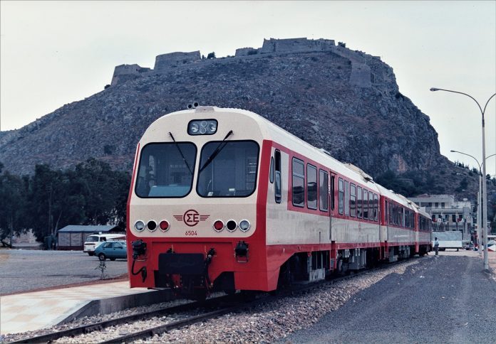 Για την Τρίτη 31 Μαϊου καθορίστηκε τελικά η συνάντηση του Περιφερειάρχη στο Υπουργείο Μεταφορών & Υποδομών για την επαναλειτουργία της σιδηροδρομικής γραμμής Κόρινθος – Ναύπλιο - ΚΟΡΙΝΘΙΑ