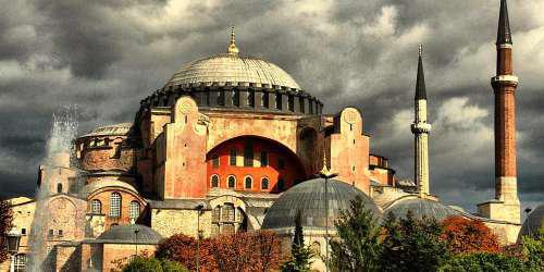 29 Μαΐου 1453: Η Άλωση της Κωνσταντινούπολης με τα μάτια των ιστορικών της εποχής - ΕΛΛΑΔΑ