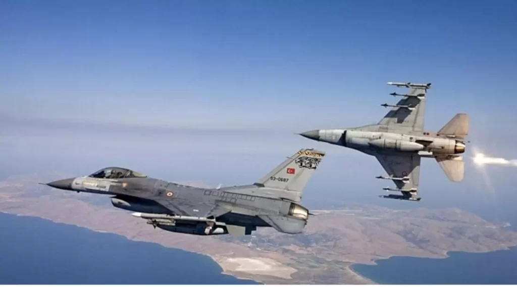 Προκλήσεις δίχως τέλος: 30 παραβιάσεις από F-16 και UAV στο Αιγαίο - ΕΛΛΑΔΑ
