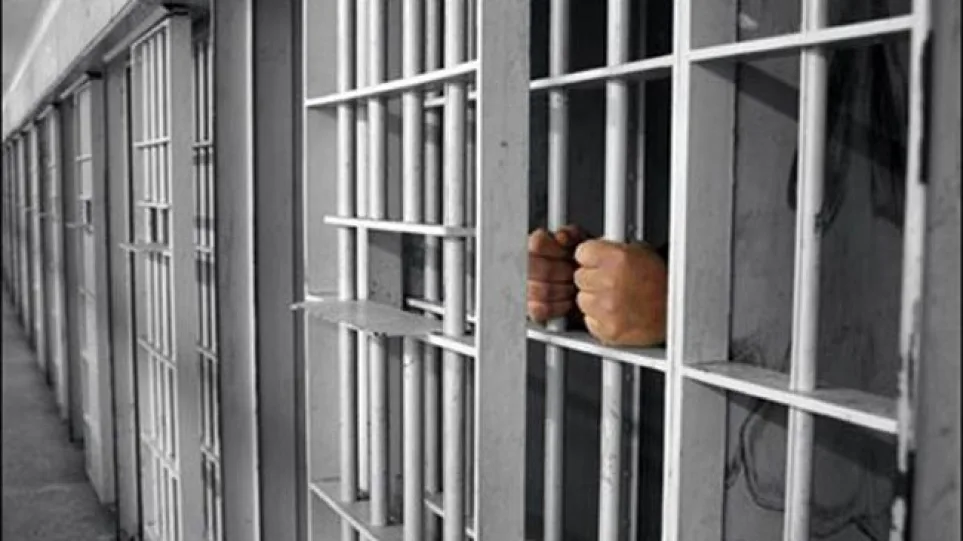 Δράμα: Στη φυλακή οδηγήθηκε ο 43χρονος που κατηγορείται για διακίνηση πορνογραφικού υλικού ανηλίκων - ΕΛΛΑΔΑ