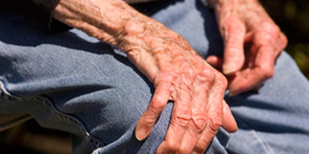 Θεσσαλονίκη: 90χρονος μήνυσε την 89χρονη σύζυγό του για σωματικές βλάβες - ΕΛΛΑΔΑ