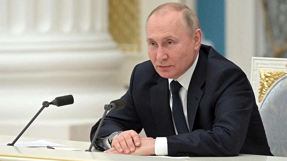 Ορατό το ενδεχόμενο χρεοκοπίας στη Ρωσία - Ο Πούτιν υπέγραψε διάταγμα για τις πληρωμές των ξένων ομολόγων - ΔΙΕΘΝΗ