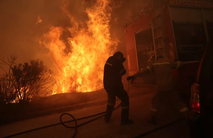 Η έκτακτη ενημέρωση από την πυροσβεστική για την μεγάλη φωτιά στη Πεντέλη - ΕΛΛΑΔΑ