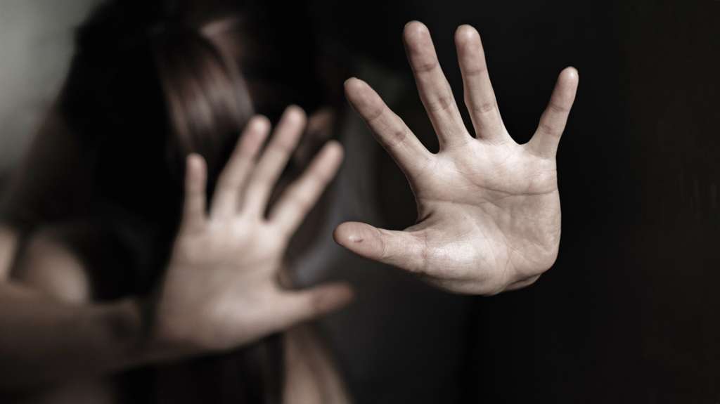 Σεξουαλική κακοποίηση: Σοκ από τον βιασμό ανήλικης από αστυνομικό - ΝΕΑ