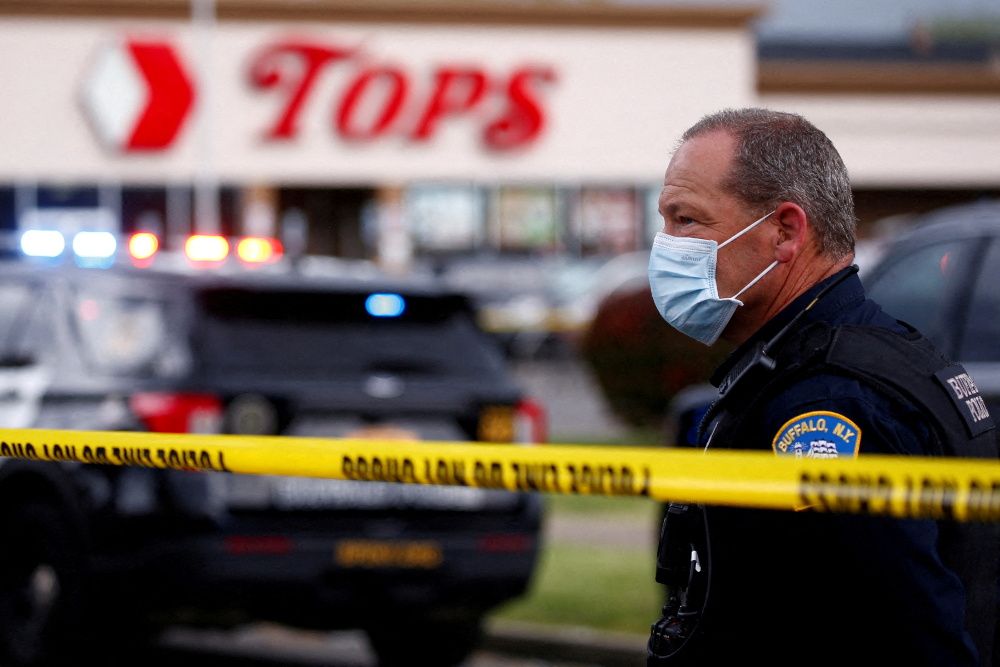 ΗΠΑ: Τέσσερις νεκροί από πυροβολισμούς σε εμπορικό κέντρο στην Ιντιάνα - ΔΙΕΘΝΗ