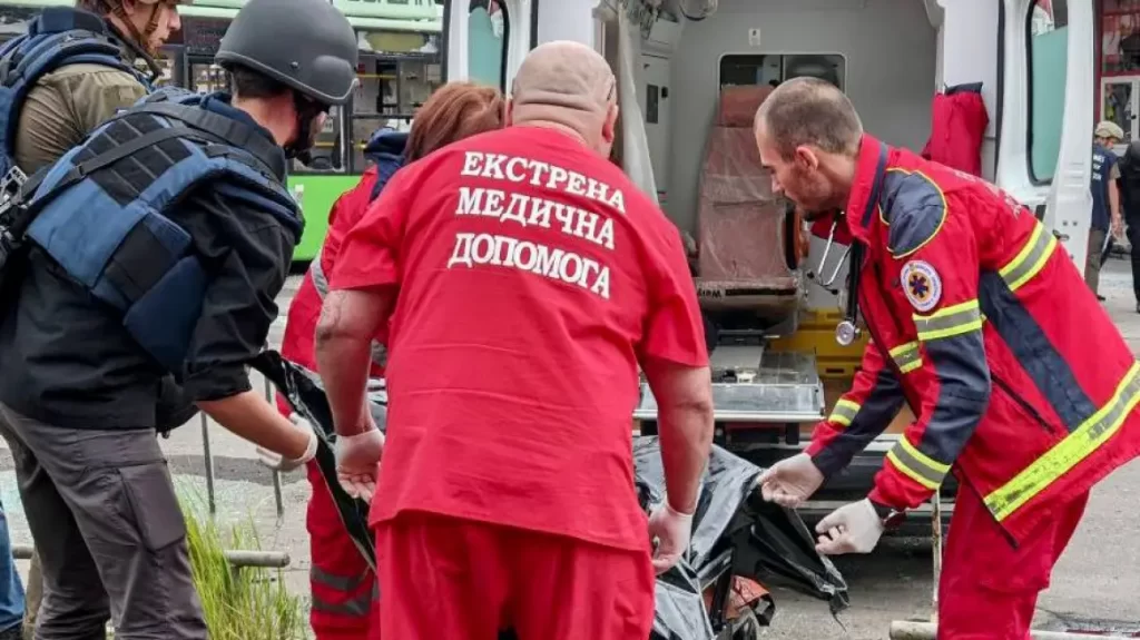 Πόλεμος στην Ουκρανία: Δυο νεκροί και 19 τραυματίες από ρωσικό βομβαρδισμό στο Χάρκοβο - ΔΙΕΘΝΗ