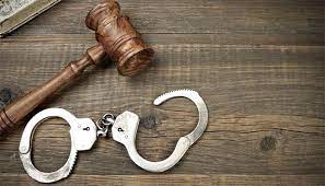 Ποινικός Κώδικας: Ποινή φυλάκισης έως 2 έτη για εξύβριση των «Θείων» - ΝΕΑ