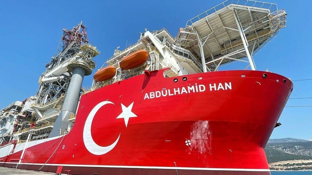 Αμπντουλχαμίντ Χαν: Σαλπάρει για την Ανατολική Μεσόγειο το γεωτρύπανο - ΔΙΕΘΝΗ