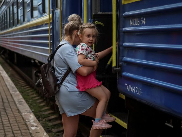 Ουκρανία: Κατηγορεί τη Μόσχα για παράνομες υιοθεσίες παιδιών - ΔΙΕΘΝΗ