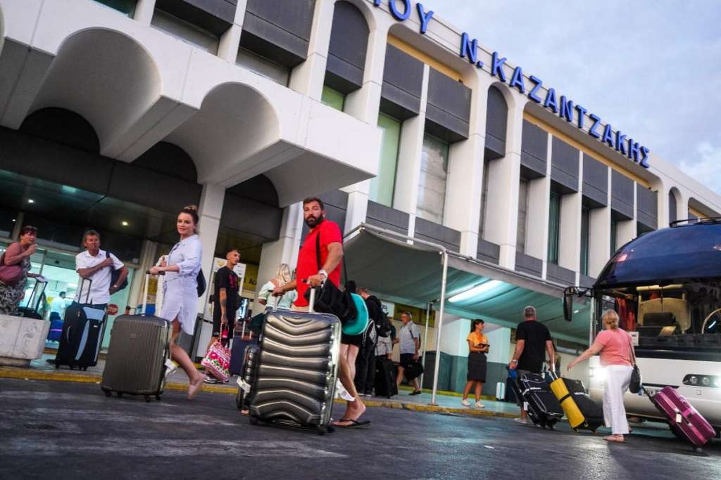 Αύξηση αφίξεων στα 14 αεροδρόμια της Fraport κατά 12% έναντι του 2019 - ΕΛΛΑΔΑ