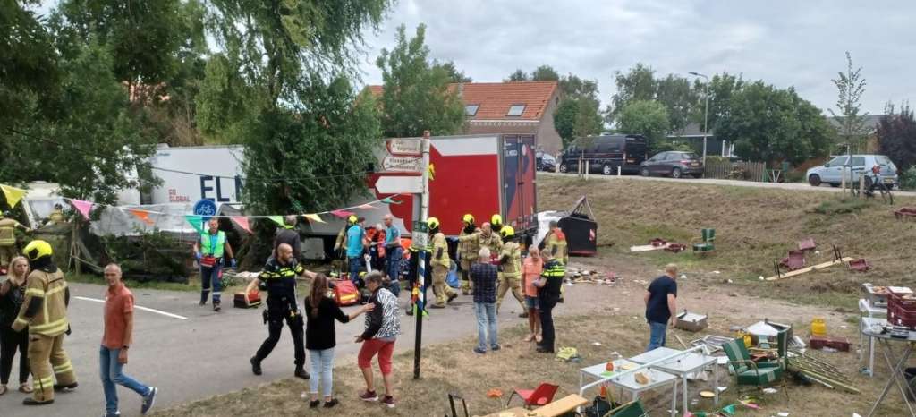 Ολλανδία: Στους έξι οι νεκροί από το δυστύχημα με το φορτηγό κοντά στο Ρότερνταμ - ΔΙΕΘΝΗ