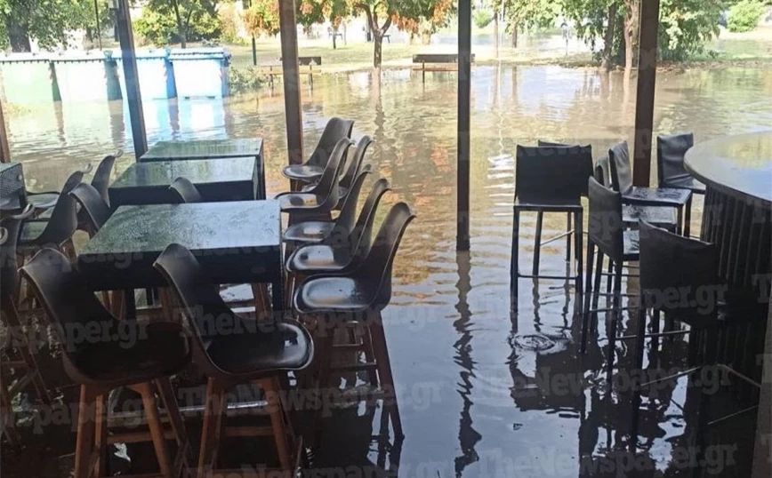 Βόλος: Σε κατάσταση έκτακτης ανάγκης ο δήμος από τη σφοδρή καταιγίδα - ΝΕΑ