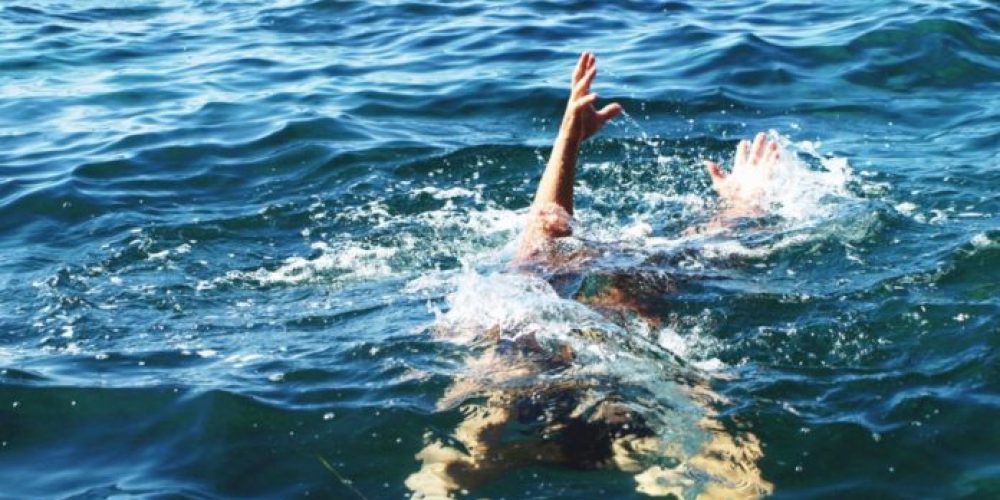 Χαλκίδα: Έκανε μπάνιο στη θάλασσα κι έχασε τη ζωή του - ΕΛΛΑΔΑ