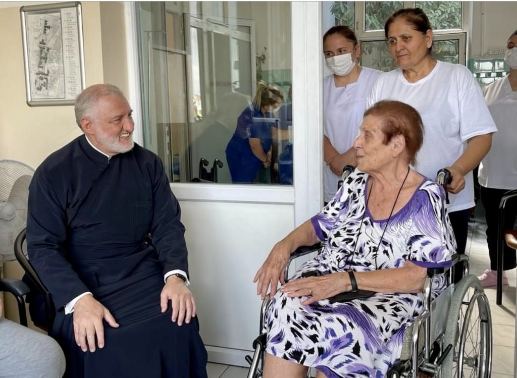 Ελπιδοφόρος: Επισκέφθηκε το Νοσοκομείο Μπαλουκλί – «Βαθιά συγκίνηση» - ΕΚΚΛΗΣΙΑ