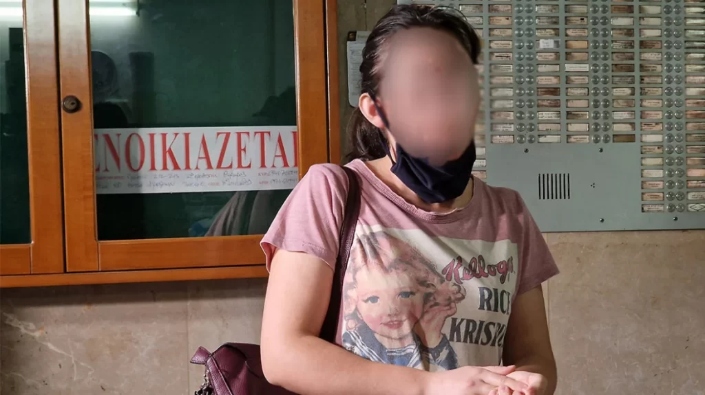 Ενδοοικογενειακή βία - Φρίκη από τις αποκαλύψεις της 29χρονης στη Θεσσαλονίκη: Ο 6χρονος γιος με έσωζε από το ξύλο - ΕΛΛΑΔΑ