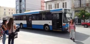 Πάτρα: Ξύλο σε οδηγό λεωφορείου του Αστικού ΚΤΕΛ – Του πέταξαν και καφέ στο κεφάλι - ΠΕΛΟΠΟΝΝΗΣΟΣ