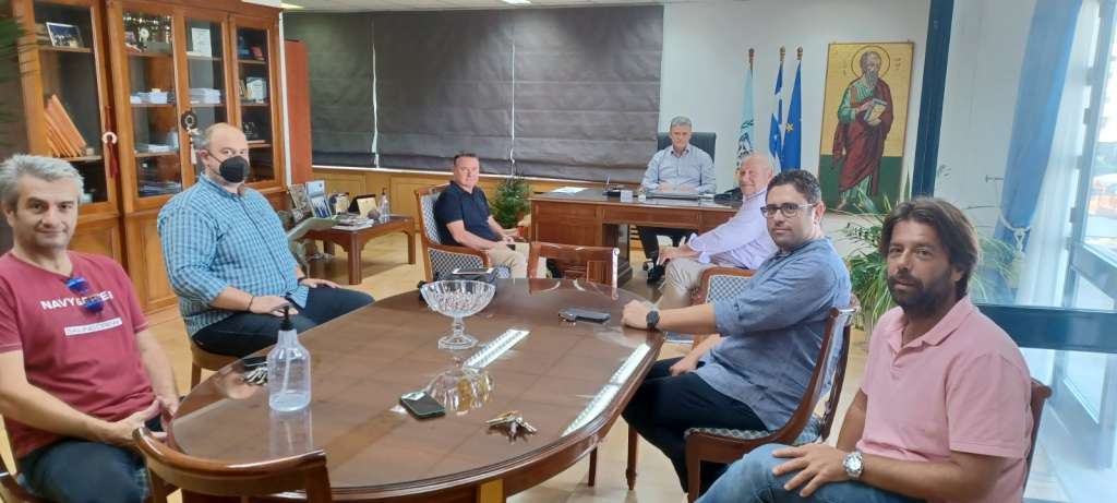 Βασίλης Νανόπουλος: Συνάντηση Δημάρχου Κορινθίων Νανόπουλου με τον Σύλλογο Εκπαιδευτικών Φροντιστών Κορινθίας - ΚΟΡΙΝΘΙΑ