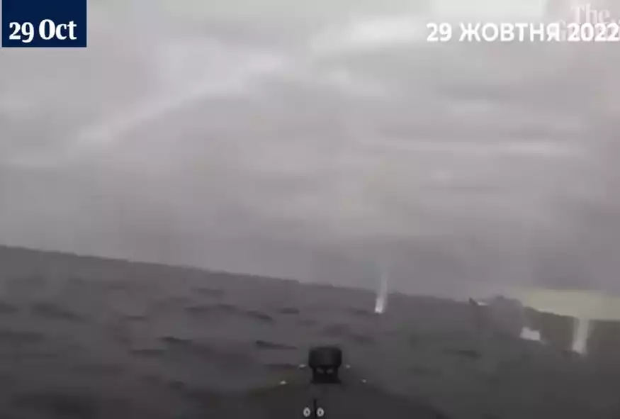 Νέο σφοδρό ουκρανικό χτύπημα: Ζημιές σε ρωσική ναυαρχίδα της Μαύρης Θάλασσας μετά από επιδρομή με drones - ΕΛΛΑΔΑ