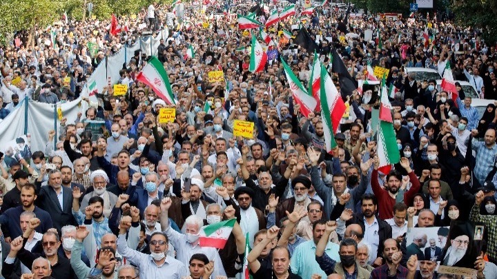 Διαδηλώσεις στο Ιράν: Nέες κυρώσεις για τη βίαιη καταστολή από τους ΥΠΕΞ της ΕΕ - ΔΙΕΘΝΗ