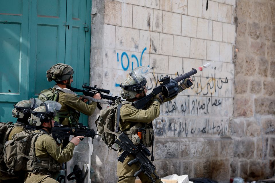 Ισραήλ: Ο στρατός σκότωσε Παλαιστίνιο που έπεσε με το αυτοκίνητό του πάνω σε στρατιώτη - ΝΕΑ