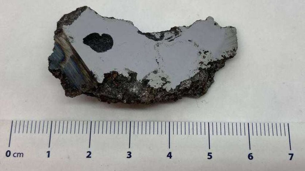 Δύο άγνωστα στην επιστήμη στοιχεία βρέθηκαν πάνω σε μετεωρίτη - ΕΠΙΣΤΗΜΗ