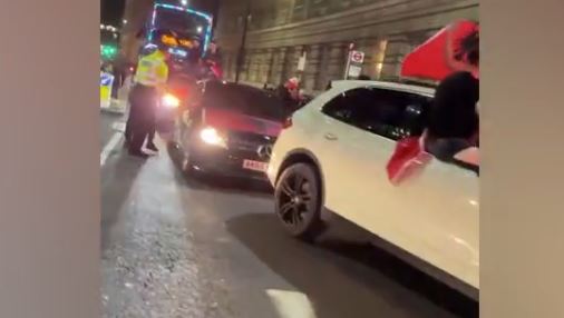 Βρετανία: Έξαλλοι οι Λονδρέζοι με τους αλβανικούς εορτασμούς - Χάος στους δρόμους - ΔΙΕΘΝΗ