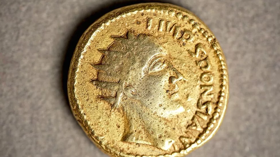 Χρυσό νόμισμα απέδειξε ότι ένας «ψεύτικος» Ρωμαίος αυτοκράτορας τελικά ήταν αληθινός - ΕΛΛΑΔΑ