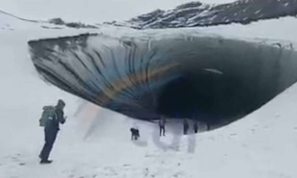 Αργεντινή: Νεκρός τουρίστας μετά από αποκόλληση πάγου σε σπηλιά - ΔΙΕΘΝΗ