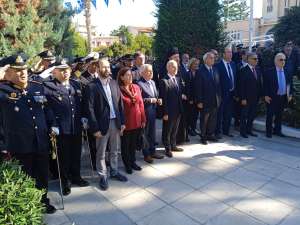 Κόρινθος: Με λαμπρότητα εορτάστηκε η Ημέρα των Ενόπλων Δυνάμεων (pics) - ΚΟΡΙΝΘΙΑ