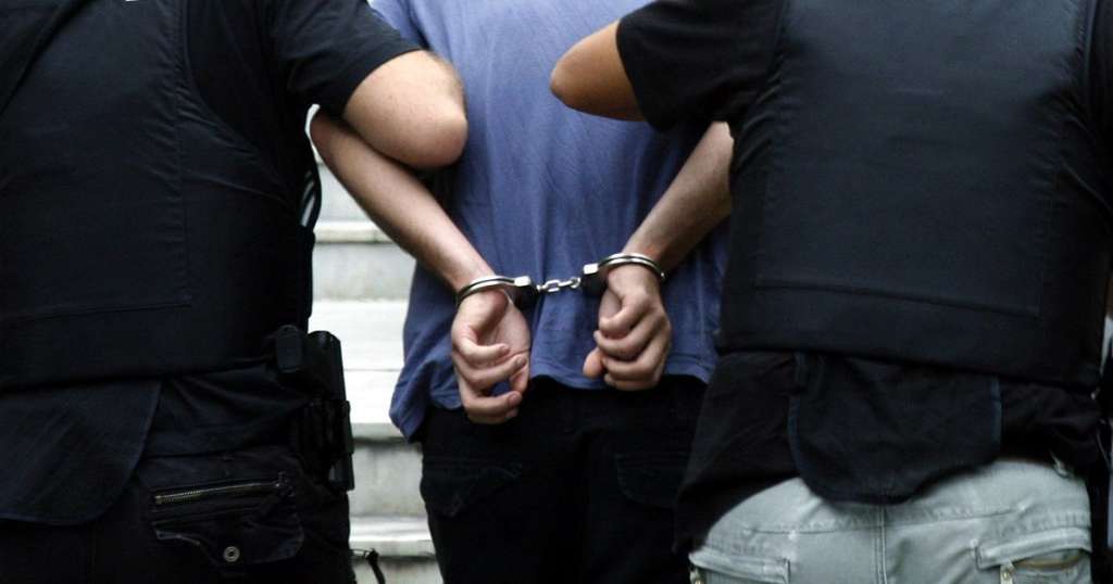 Κόρινθος: Σύλληψη 32χρονου για λαθρεμπορία - ΚΟΡΙΝΘΙΑ