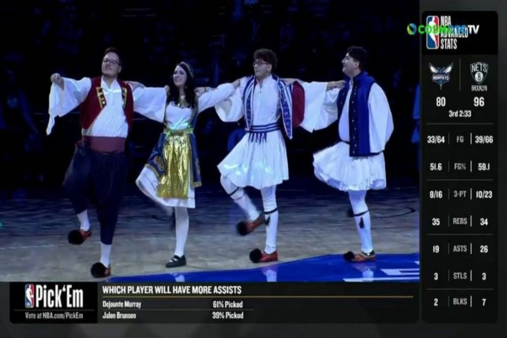 NBA: «Οδοστρωτήρας» ο Γιάννης Αντετοκούνμπο παρουσία Σχοινά και Αργυρού – Ξέφρενο ελληνικό πάρτι στο γήπεδο [βίντεο] - ΕΛΛΑΔΑ