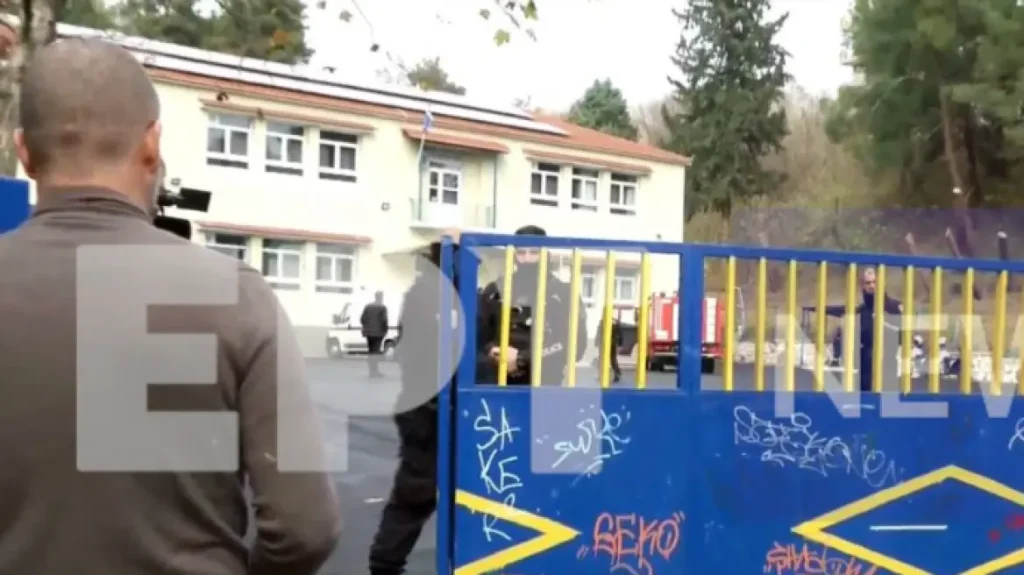 Σέρρες: «Μπαλάκι» οι ευθύνες της ανείπωτης τραγωδίας στο σχολείο - Ποιον καταγγέλλουν διευθυντής και δήμαρχος [βίντεο] - ΕΛΛΑΔΑ
