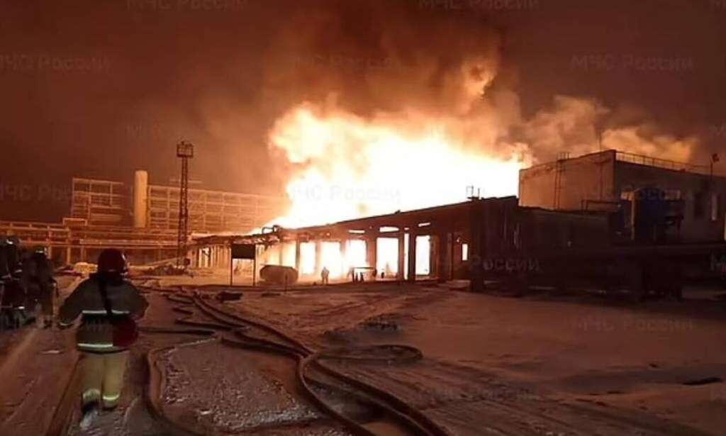 Ρωσία: Έκρηξη σε πετρελαϊκή εγκατάσταση - 2 νεκροί και 5 τραυματίες - ΝΕΑ